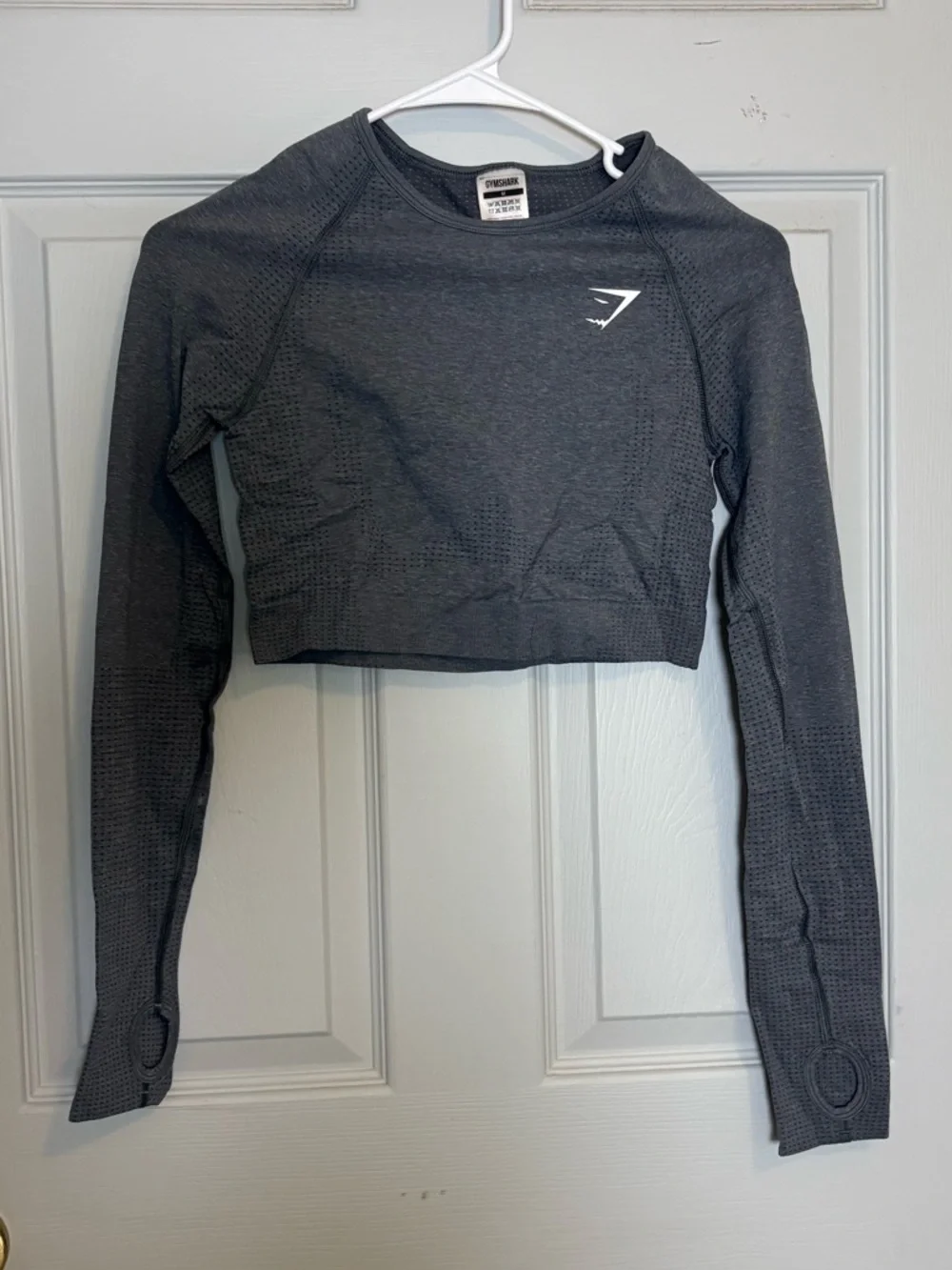 Gymshark Vital Strong Gray Marl Long Sleeve Crop Top - Picture 2 of 4